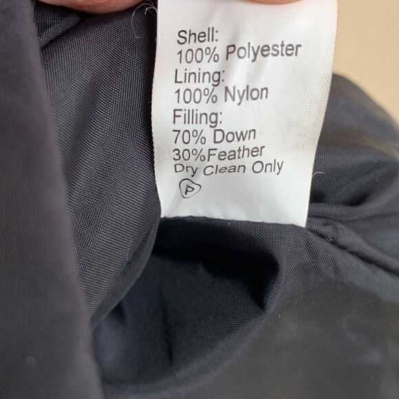 Vintage Giordano Quilted Down Black Puffer Drawstring Vest Women’s Medium - Picture 7 of 8
